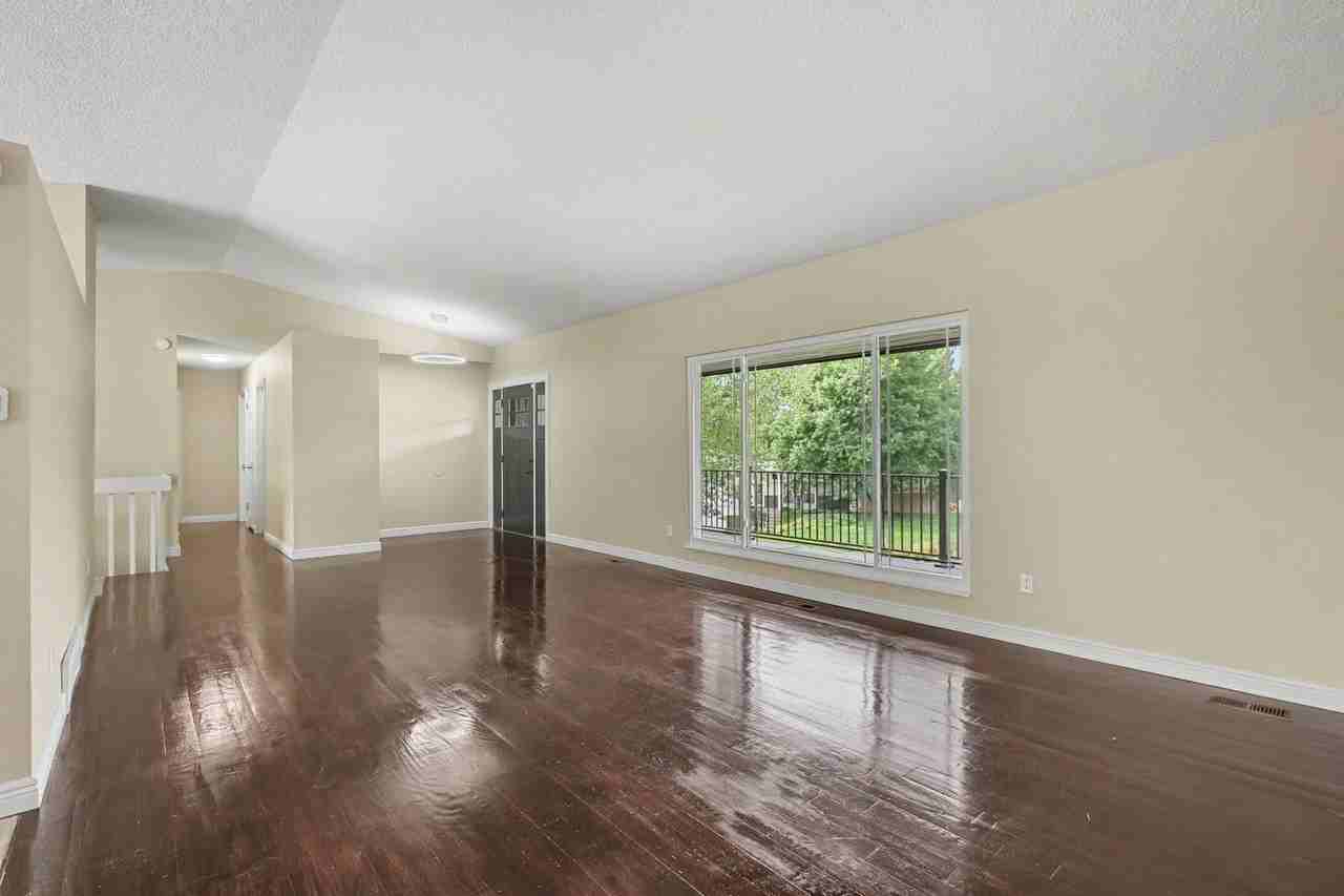 2720 Northridge Dr - Photo 3 of 19