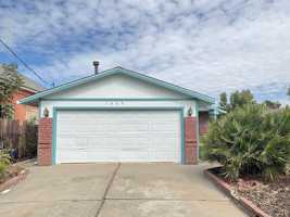 featured image of 1025 E 9th St