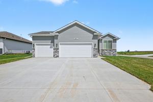 featured image of 6852 Portage Dr