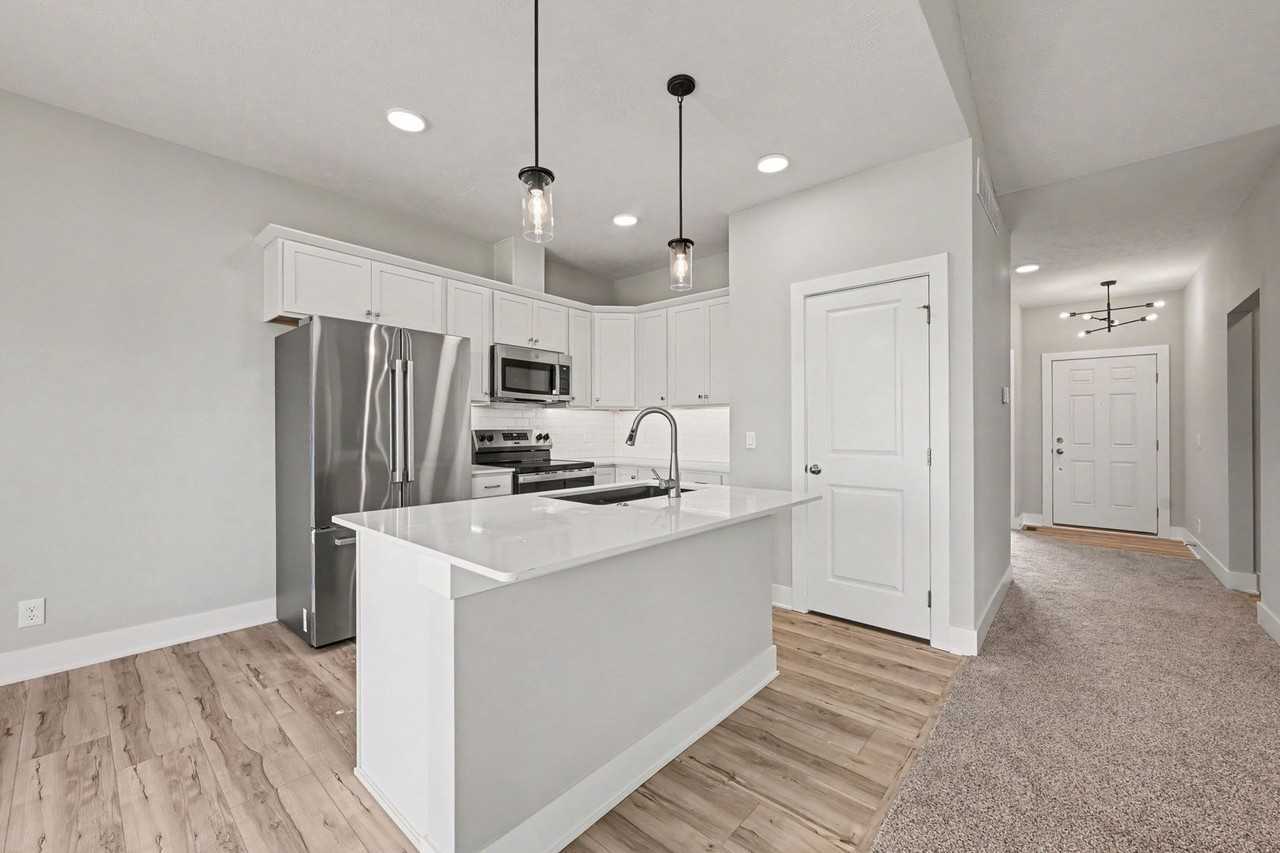 6852 Portage Dr - Photo 5 of 16