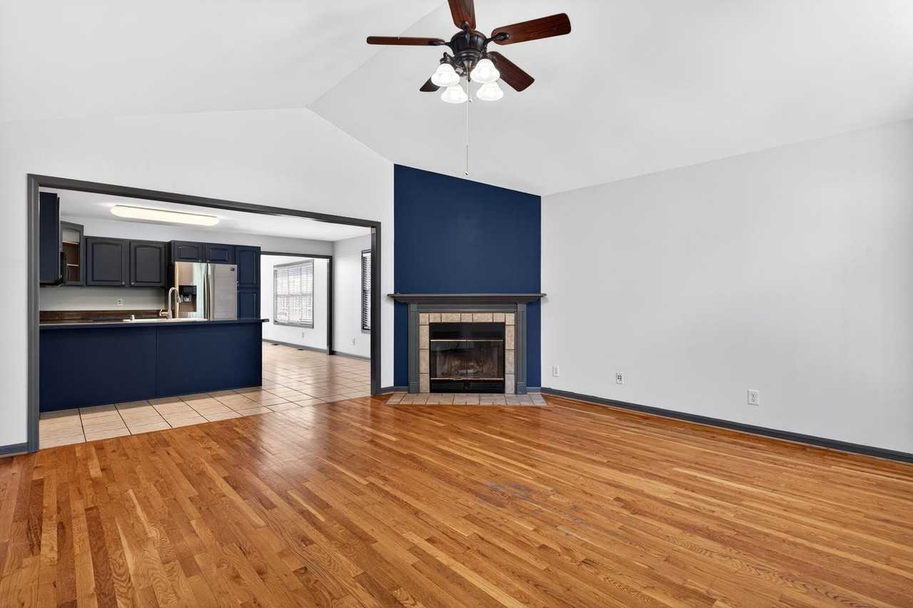 11304 Cox Ave - Photo 7 of 42