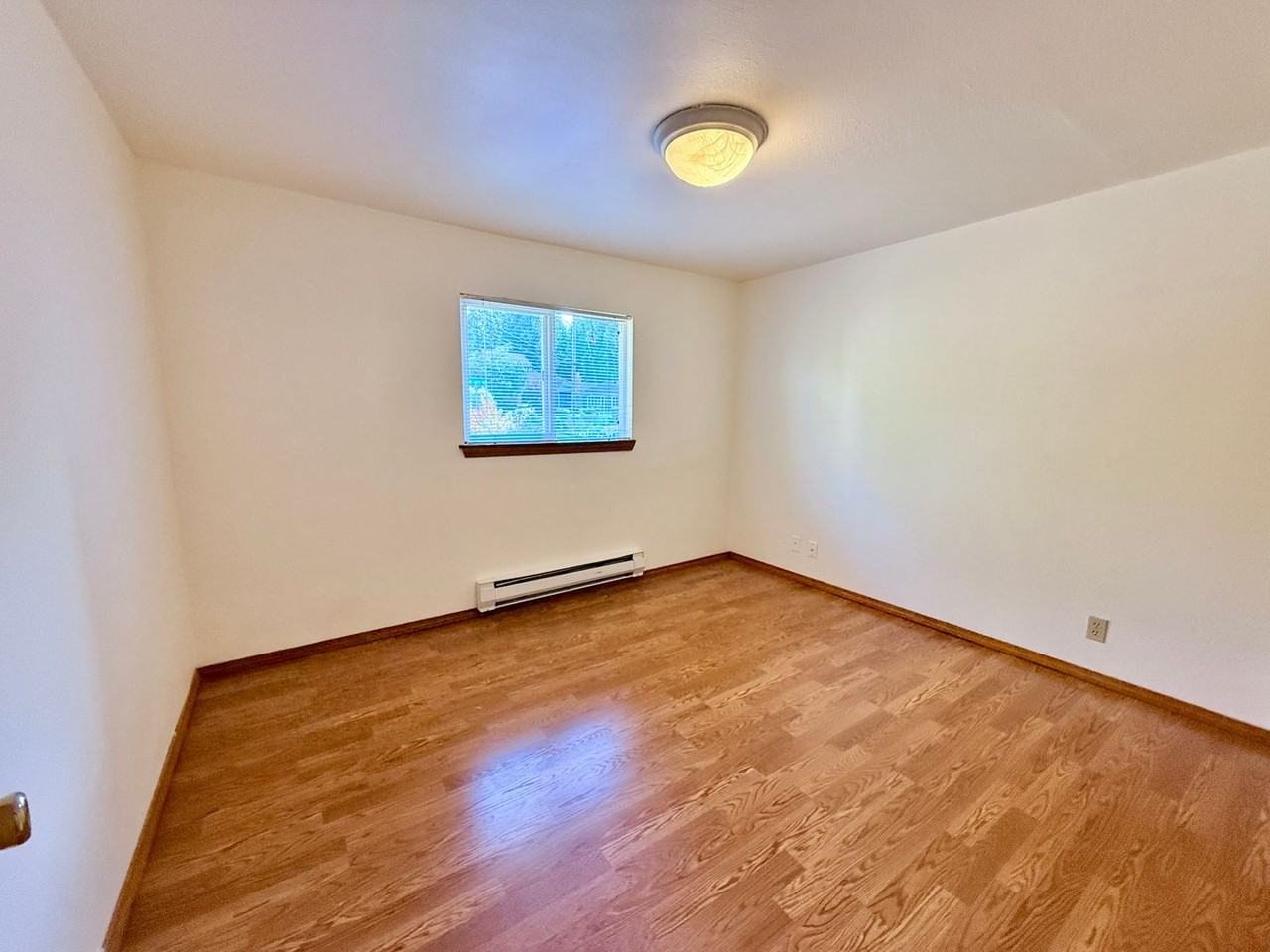 16807 11th Ave Ne - Photo 7 of 22