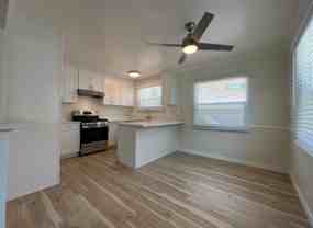 4710 Vantage Ave - Photo 1 of 1