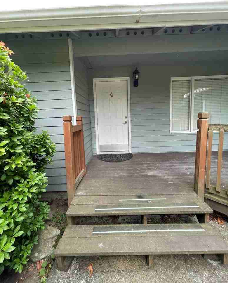 8414 60th St Ne - Photo 2 of 24