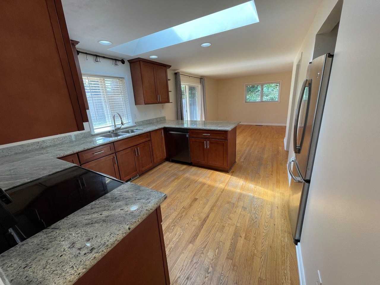 8414 60th St Ne - Photo 6 of 24