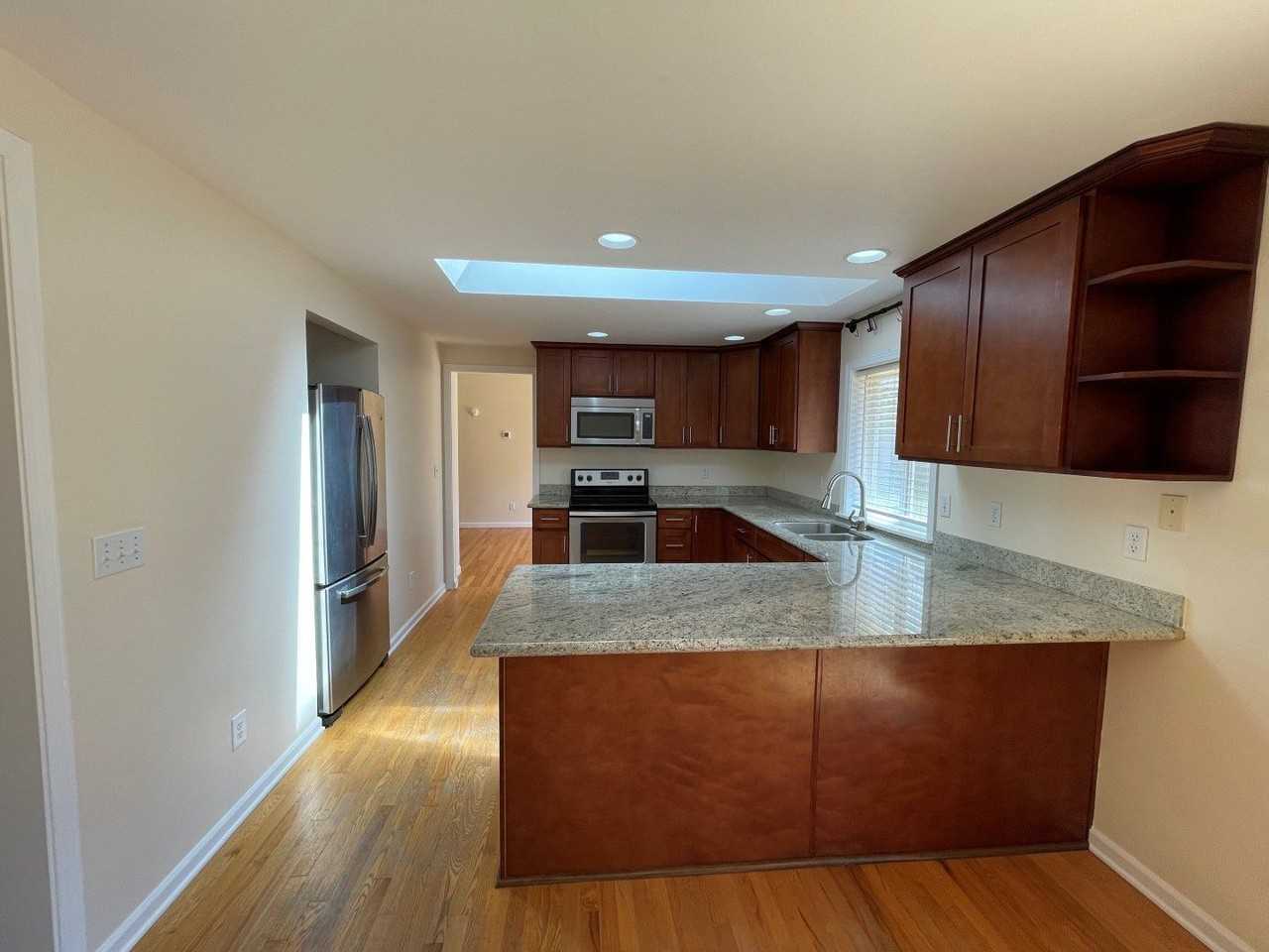 8414 60th St Ne - Photo 7 of 24