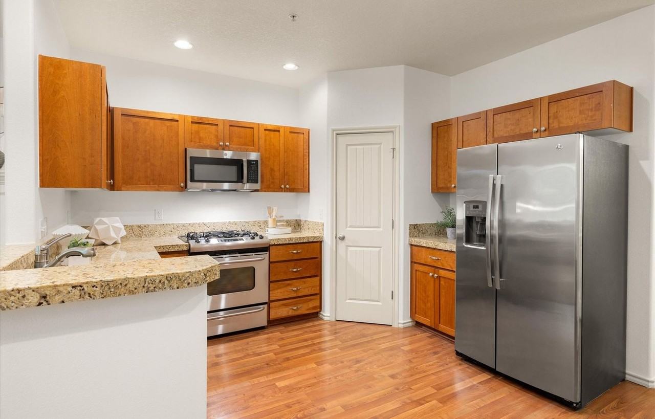 4870 Nw Olivares Ter - Photo 7 of 26