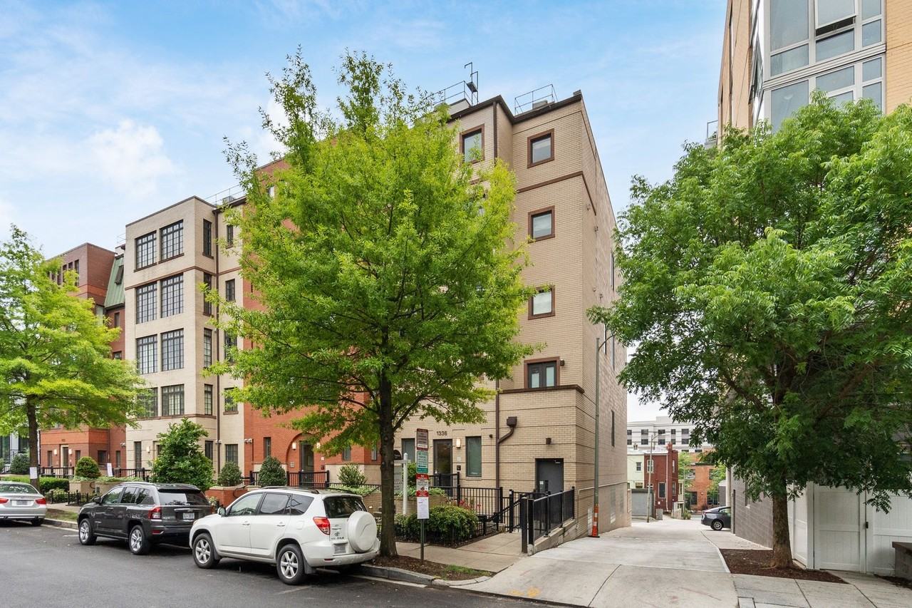 1336 Belmont St Nw #201 - Photo 2 of 26