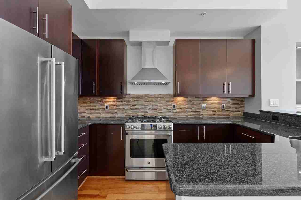 1336 Belmont St Nw #201 - Photo 6 of 26