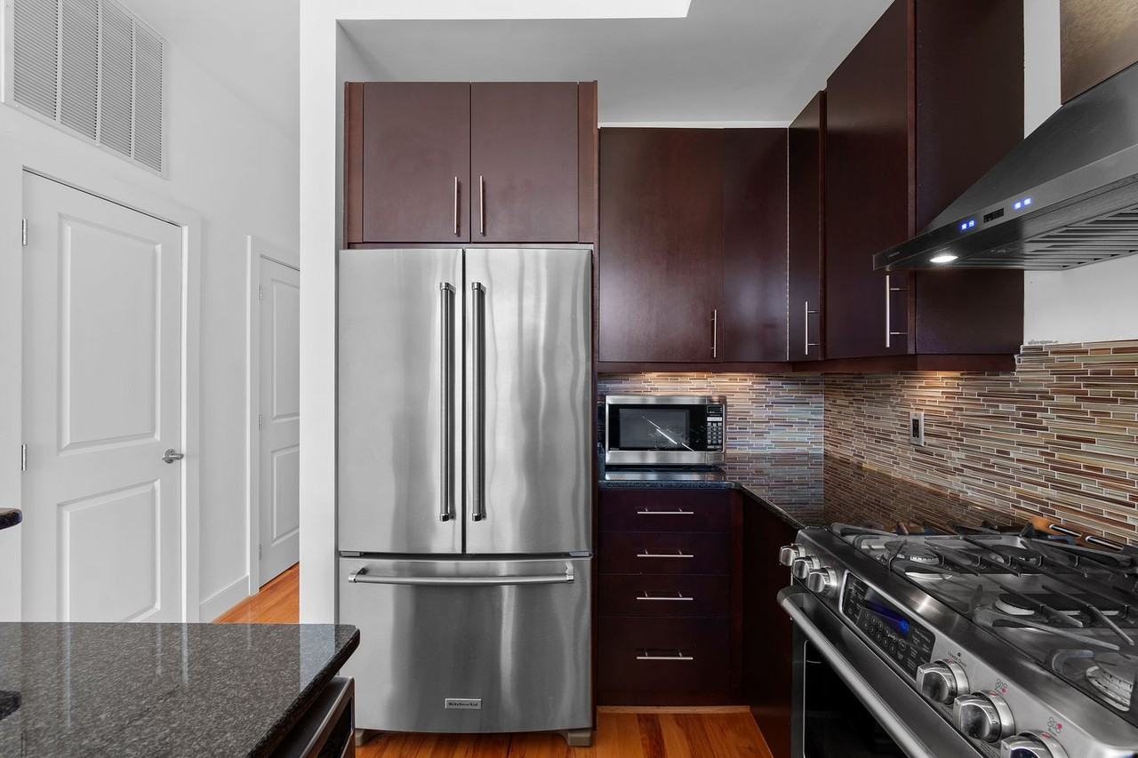 1336 Belmont St Nw #201 - Photo 7 of 26