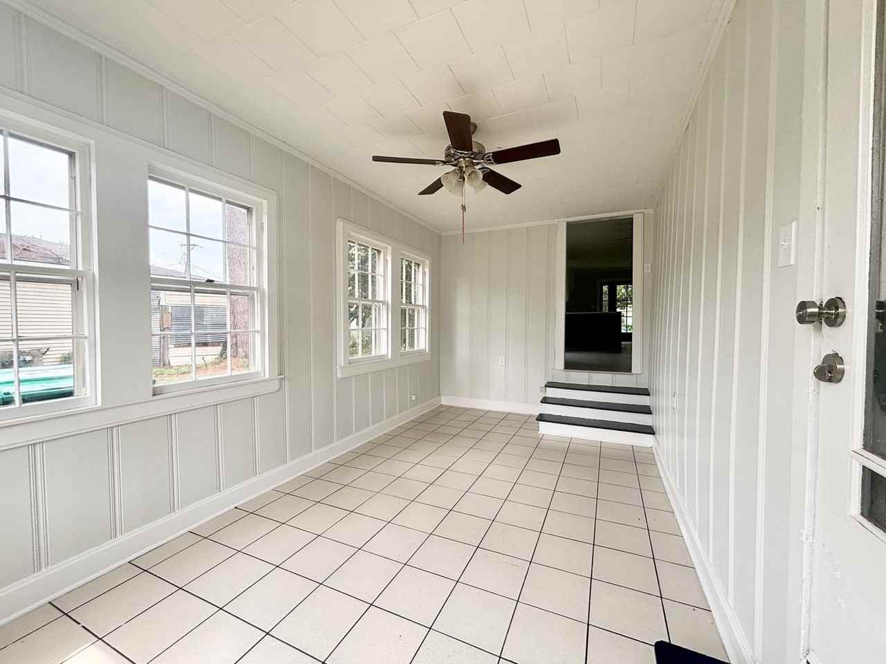 418A Saint Thomas St - Photo 2 of 11