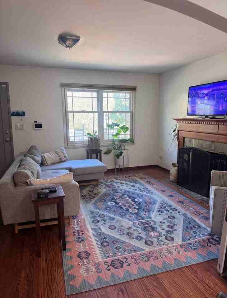 8607 35th Ave Sw - Photo 3 of 15