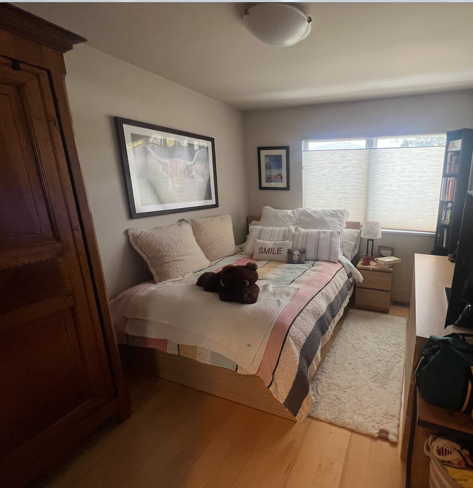 453 Seaview Dr - Photo 4 of 12