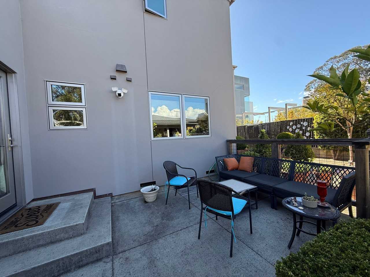 453 Seaview Dr - Photo 6 of 12
