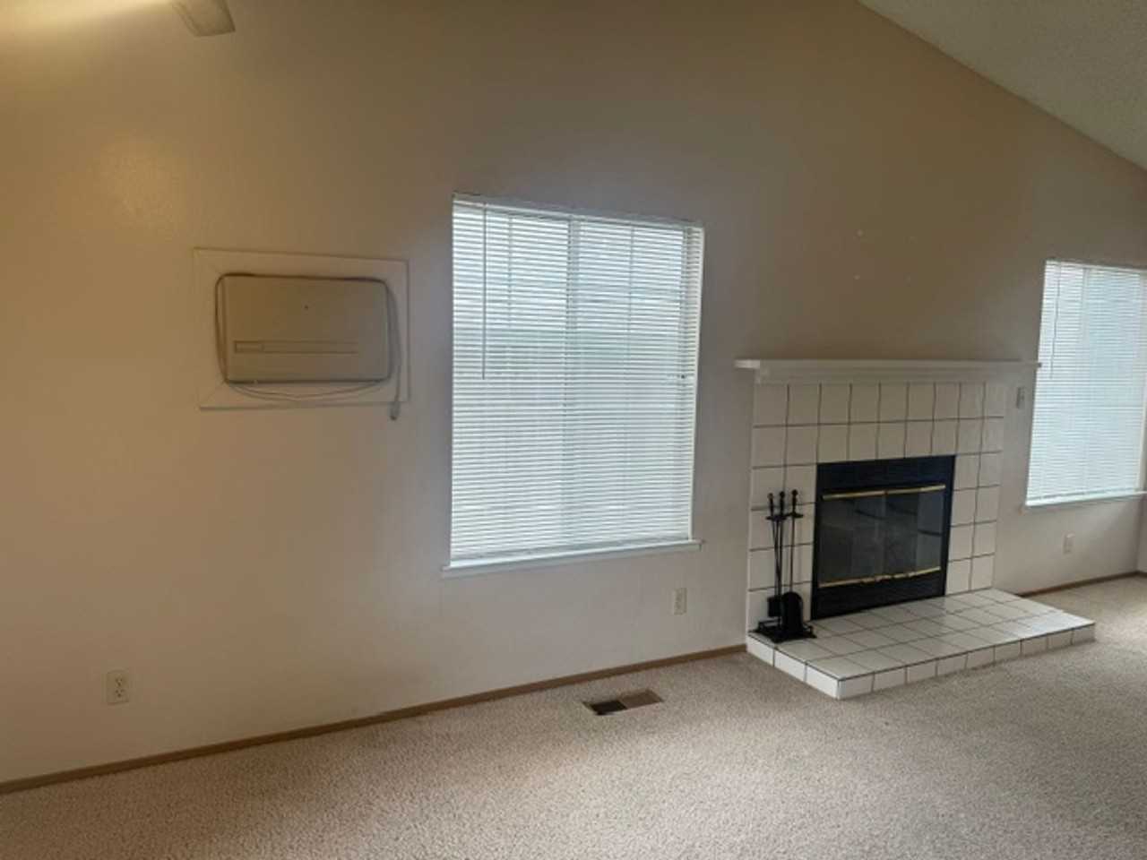 6235 Chesterfield Ln - Photo 3 of 13