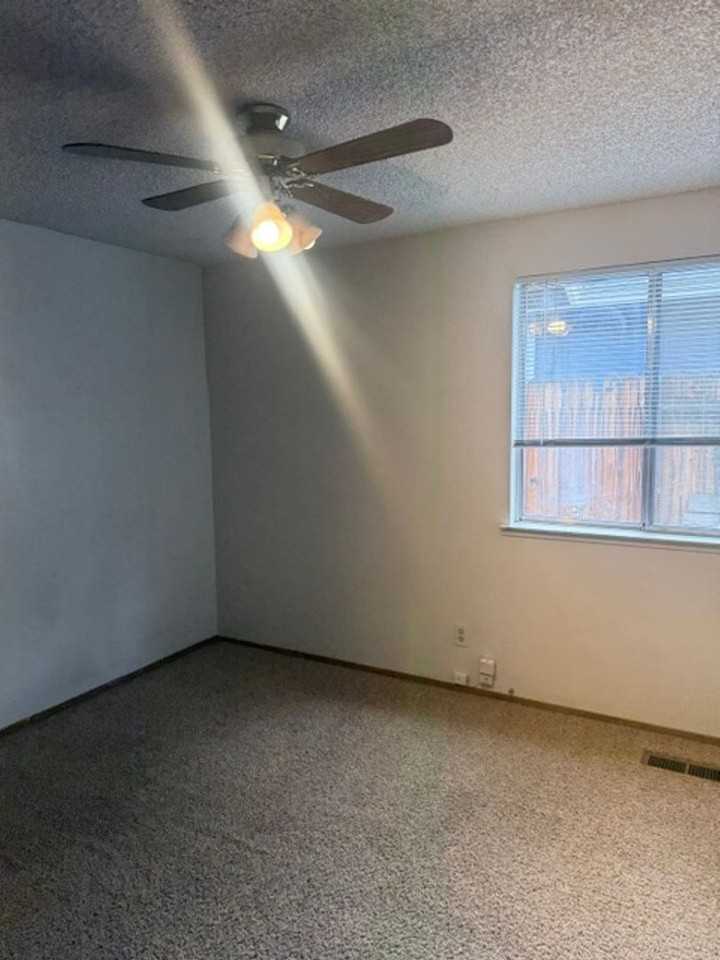 6235 Chesterfield Ln - Photo 7 of 13