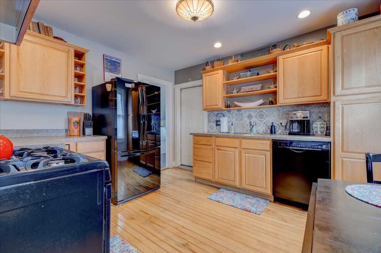 34 Quebec St - Photo 5 of 27