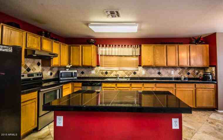 3925 S Nebraska St - Photo 3 of 11