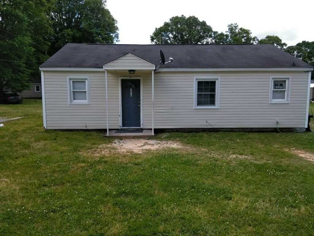 1410 Moonlite Ave - Photo 4 of 8