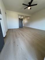 LA CRESCENTA APT - Photo 1 of 1