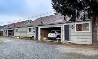 featured image of 903 State Ave