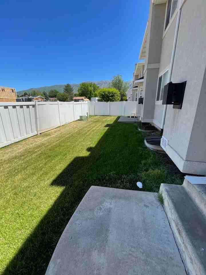 620 N Fairfield Rd #1 - Photo 4 of 30