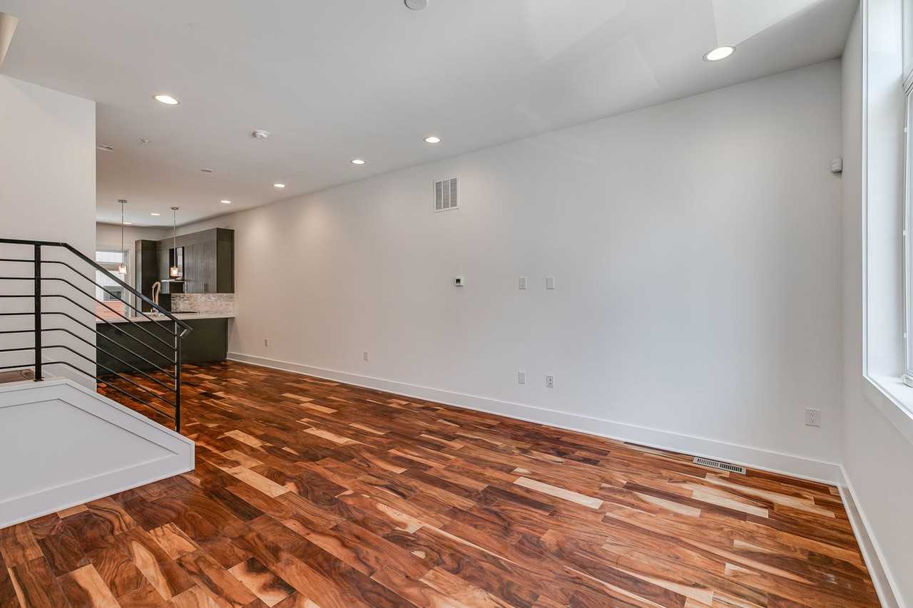 322 Potts Pl - Photo 3 of 35