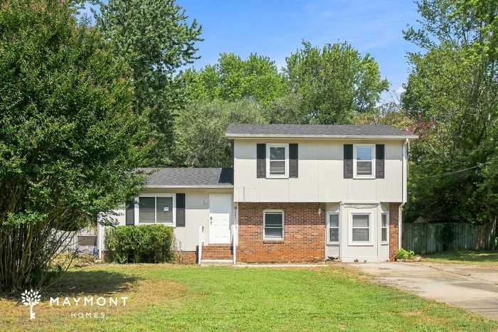 121 Dexter Cir