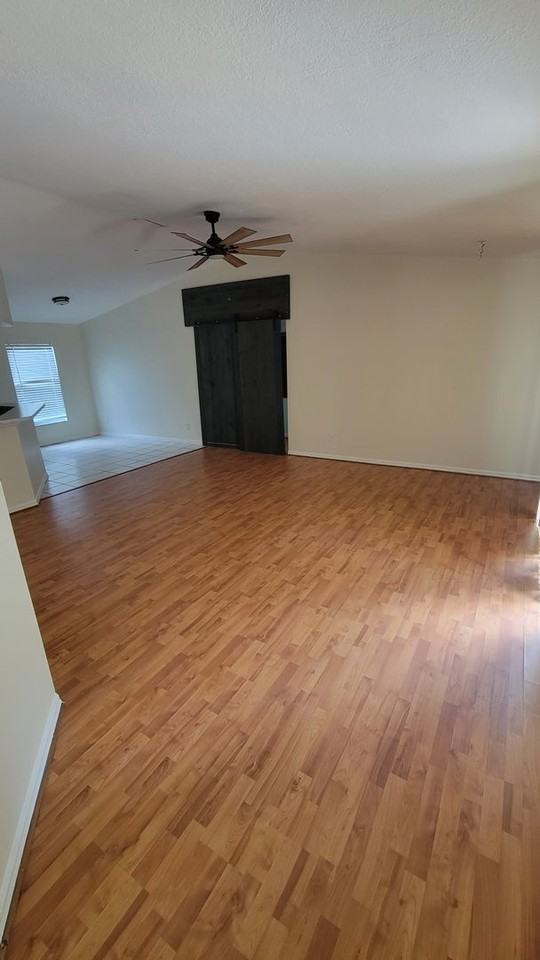 701 E Orchid Ave - Photo 4 of 16