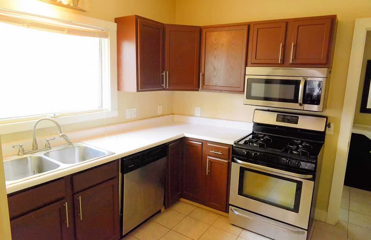 68 Walnut - Photo 7 of 10