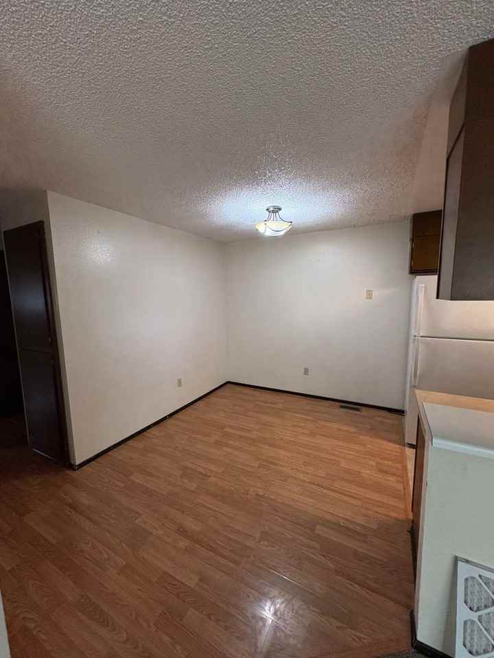 202 C St Sw - Photo 4 of 10