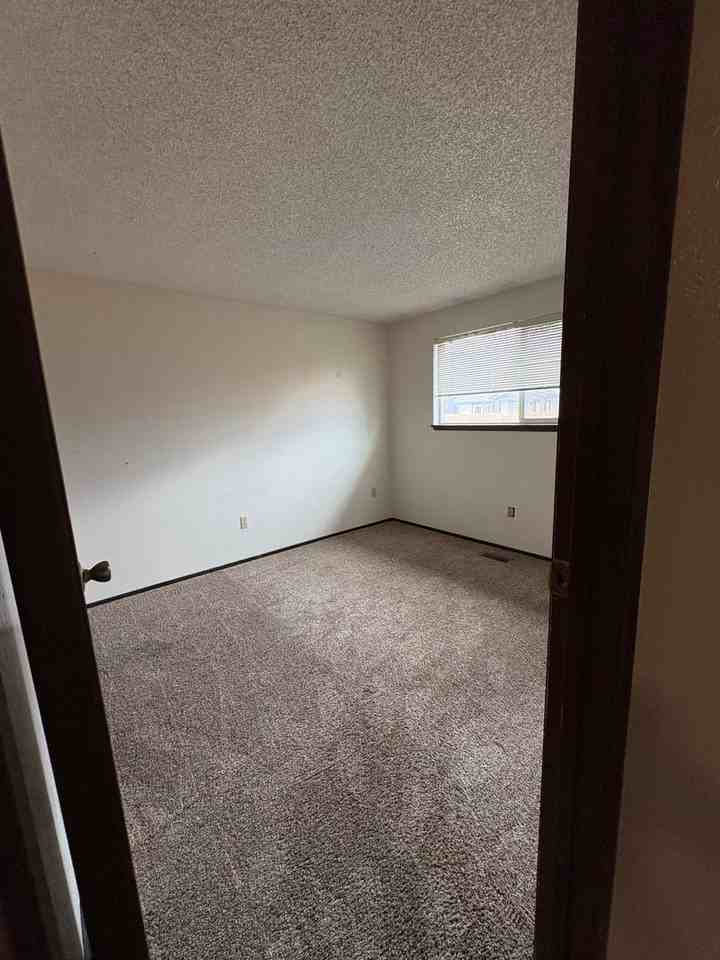 202 C St Sw - Photo 6 of 10