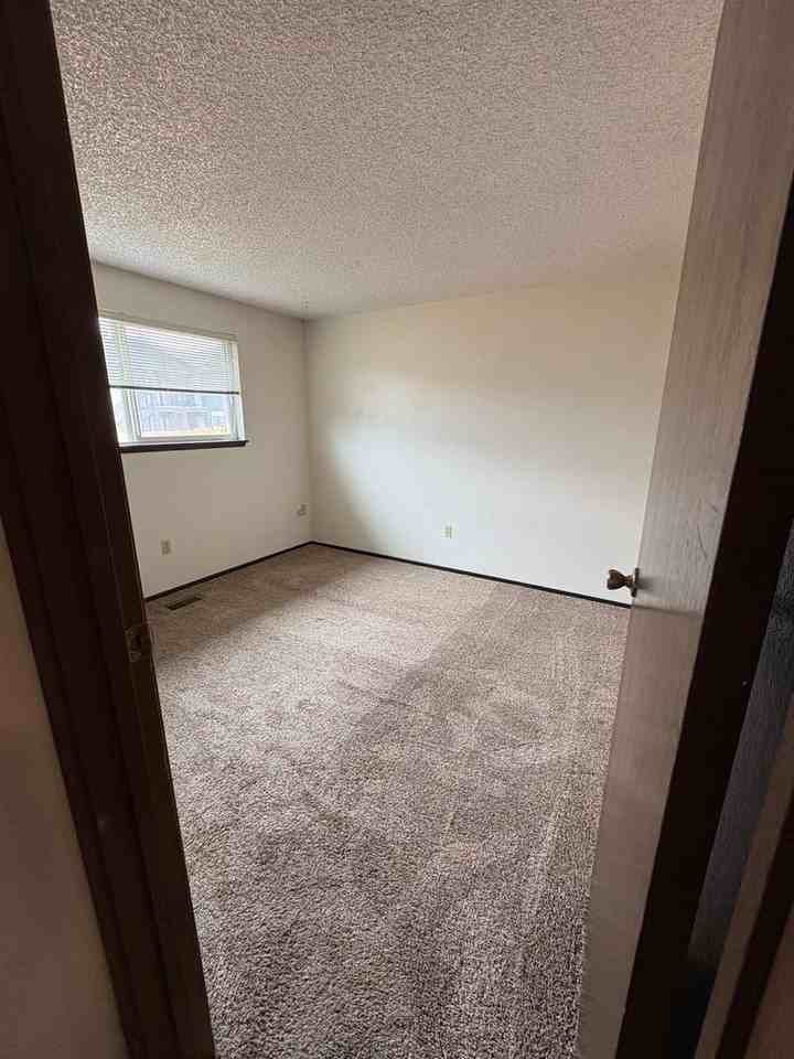 202 C St Sw - Photo 7 of 10