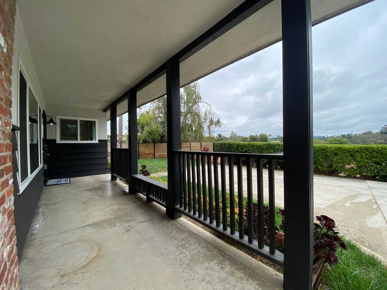 141 Hillside Ter - Photo 5 of 50