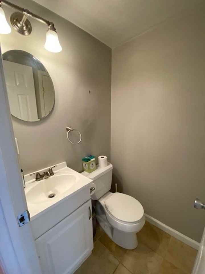 931 5th St Se ##Se - Photo 6 of 24