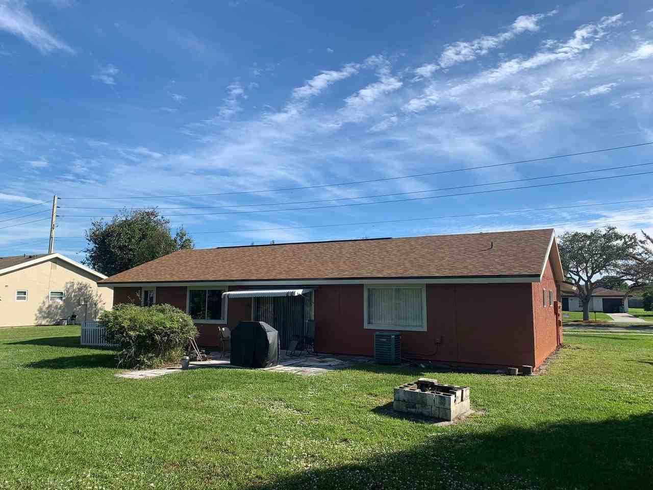 1955 Se Tiffany Ave - Photo 2 of 12