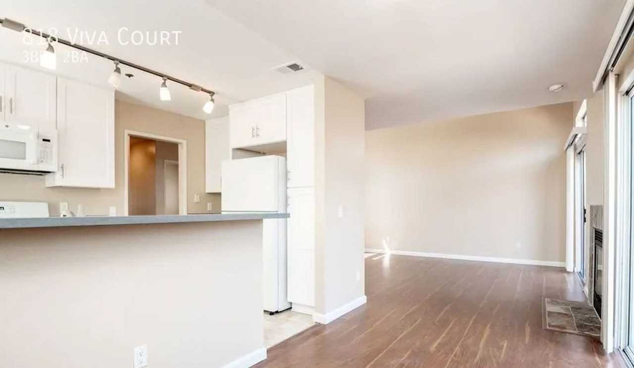 818 Viva Ct - Photo 5 of 11