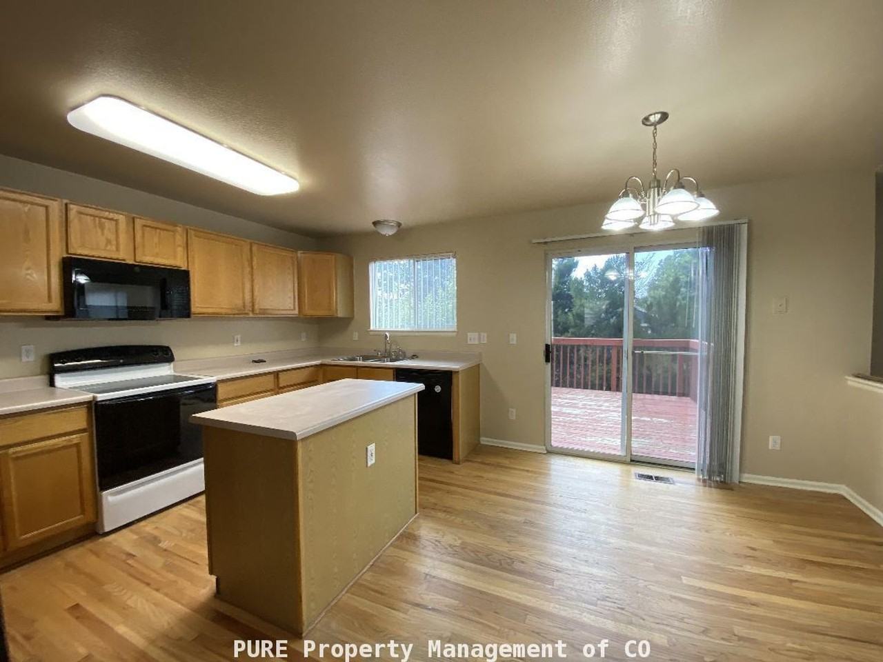 2215 Gold Dust Ln - Photo 5 of 27