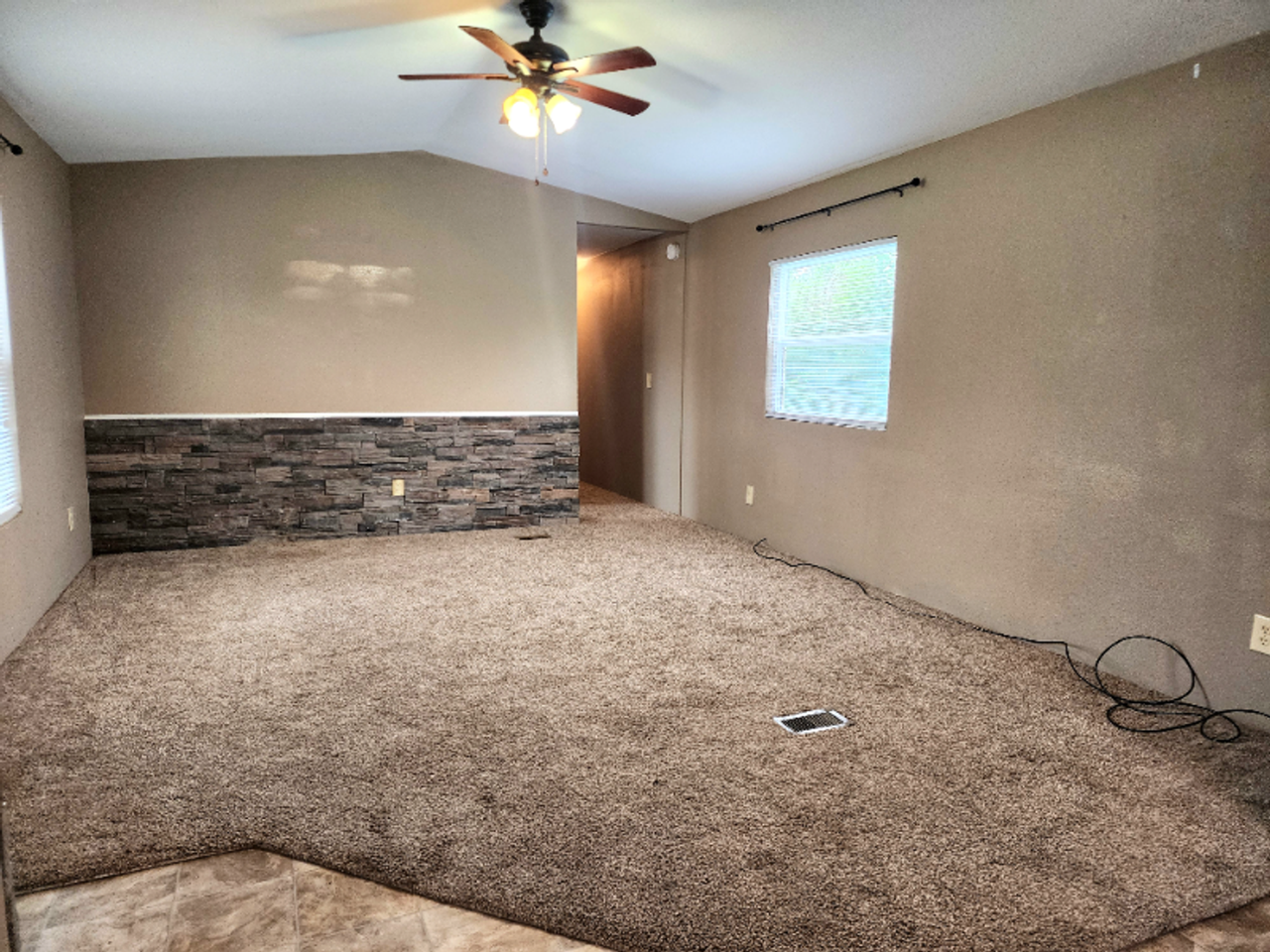 112 E Homer Dr - Photo 5 of 8