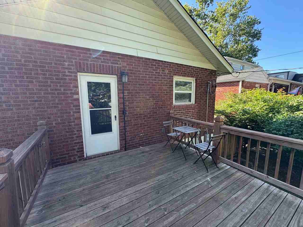 7667 Lindbergh Dr - Photo 2 of 6