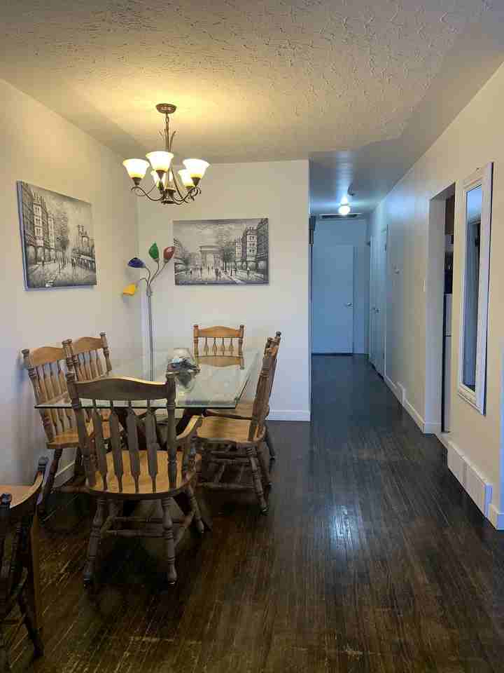 1216 17a St Ne - Photo 6 of 20
