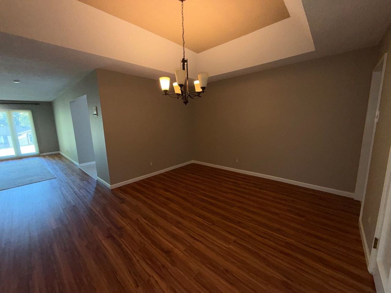 1 Nicolet Dr - Photo 4 of 22