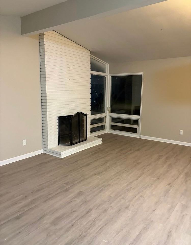 1 Country Ln - Photo 2 of 5