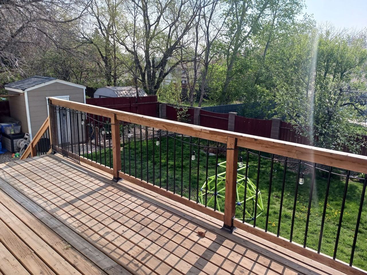 53 Cayuga Cres W - Photo 2 of 8
