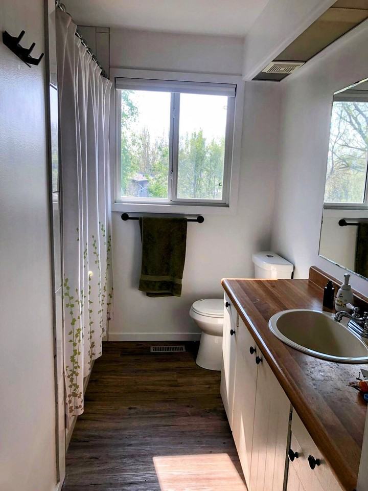 53 Cayuga Cres W - Photo 6 of 8