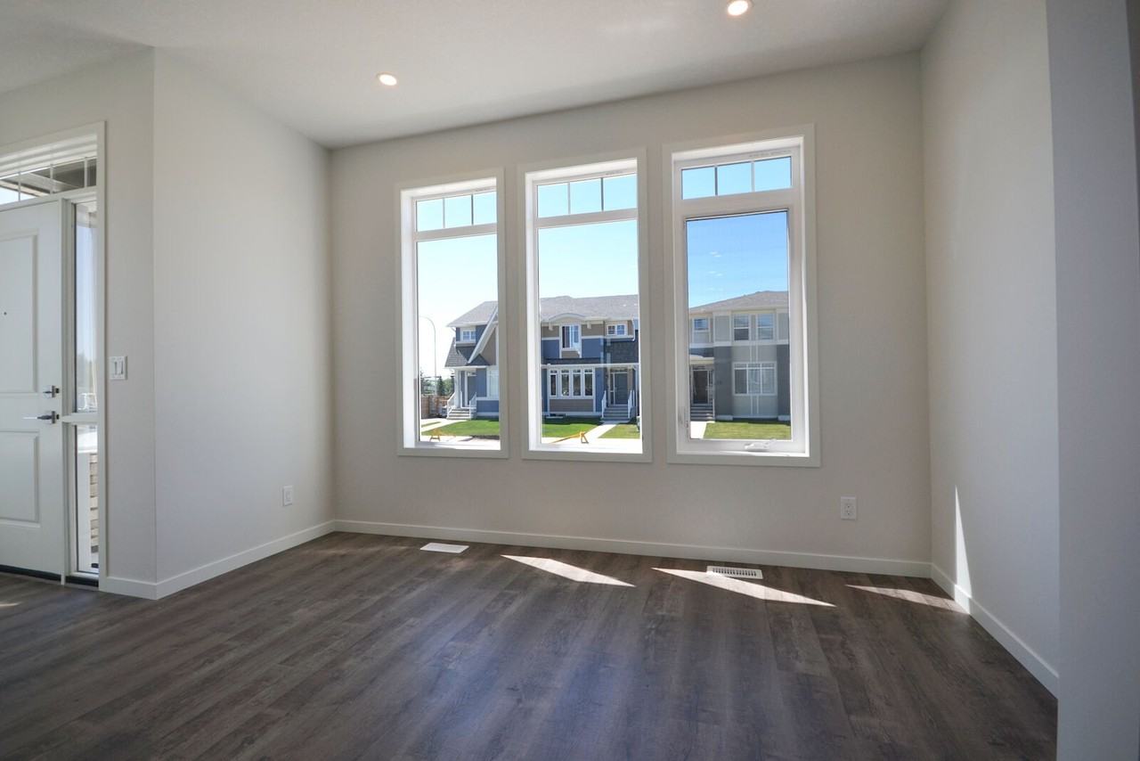 24 Iris Cres - Photo 6 of 16