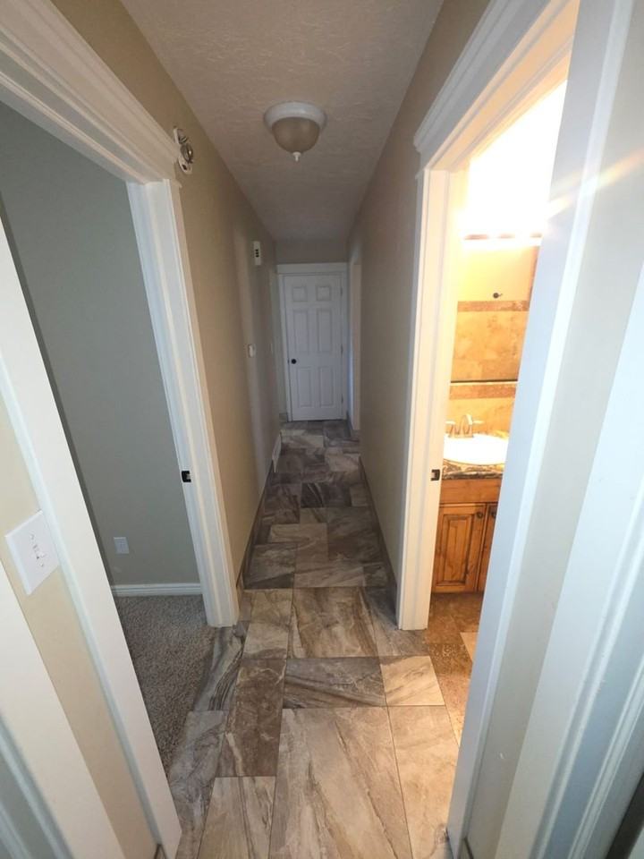 355 Kurtwood Dr - Photo 6 of 21