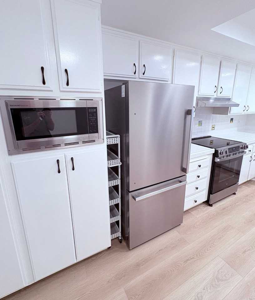 3207 Moritz Dr - Photo 5 of 33