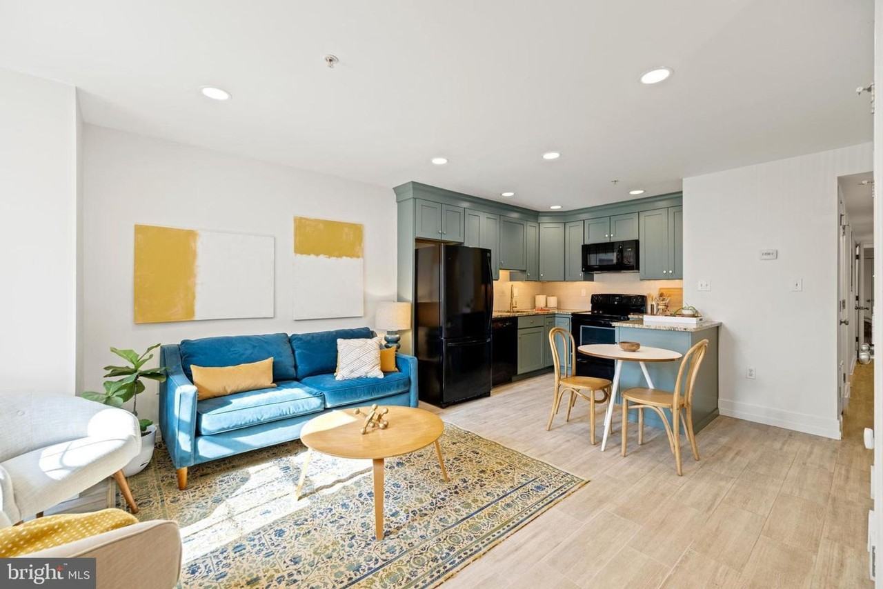 1237 Kenyon St Nw #1 - Photo 2 of 22