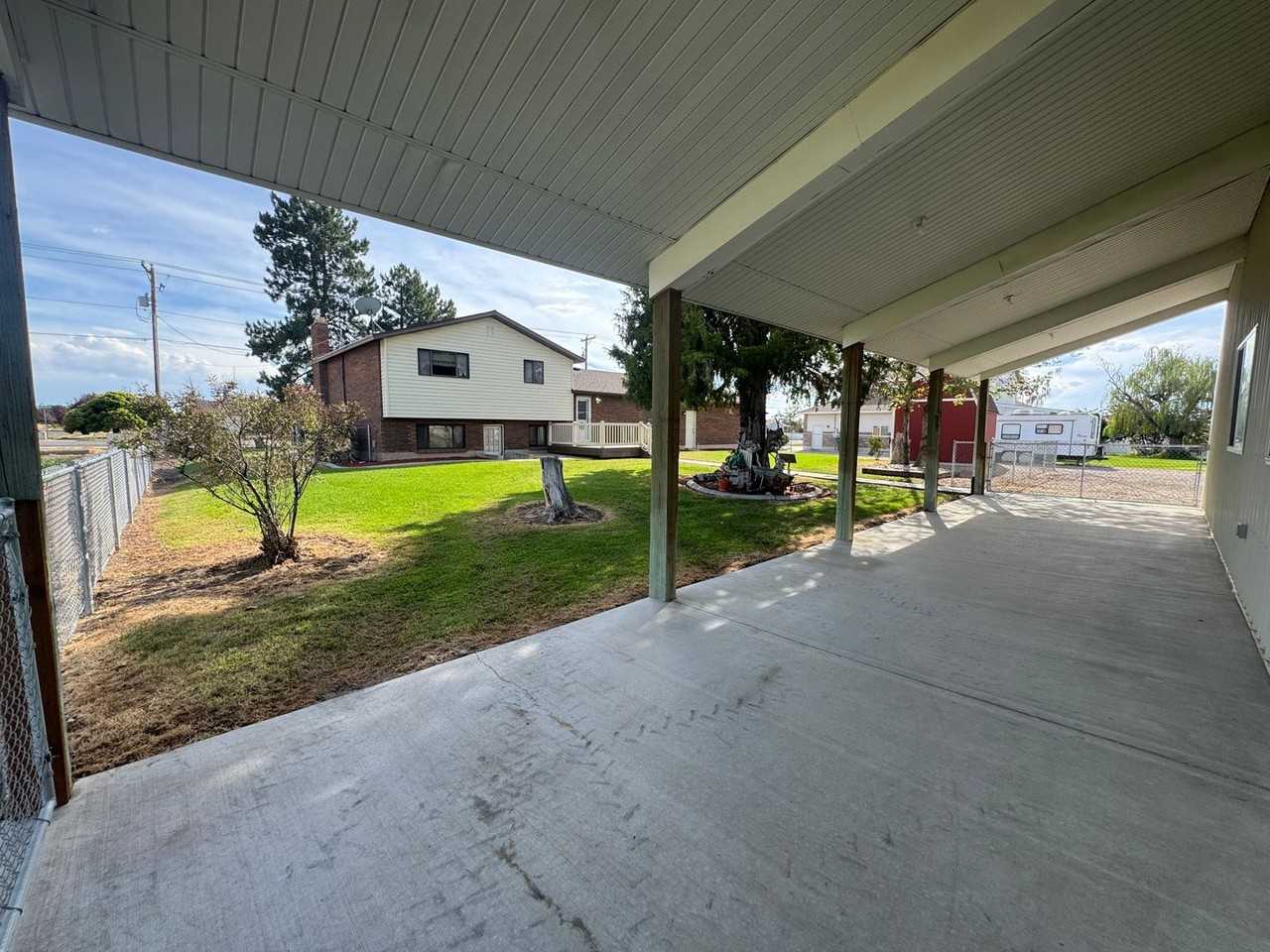 3934 W 5500 S - Photo 7 of 24